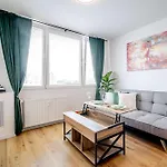 Apartment Noble With Style & Comfort