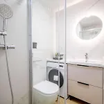 Apartment Noble With Style & Comfort *