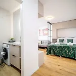 Noble With Style & Comfort Apartment