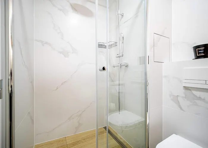 Noble With Style & Comfort *