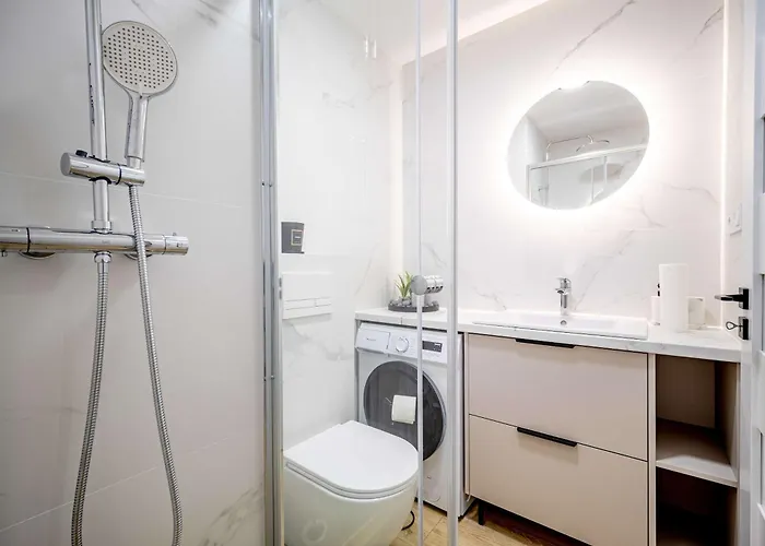 Apartment Noble With Style & Comfort *