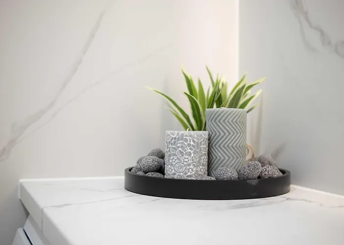 Apartment Noble With Style & Comfort *